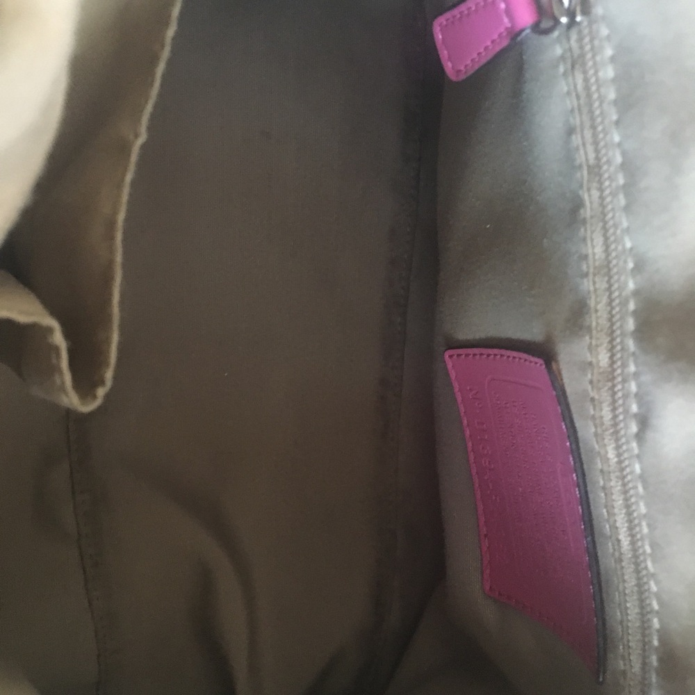 Coach Satchel - Picture 4 of 6